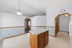 8446 Jergen Ave S, Cottage Grove, MN 55016 - Photo 11