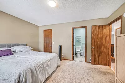 8305 Tamarack Trail, Eden Prairie, MN 55347 - Photo 13