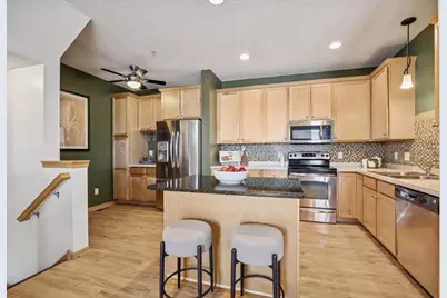 11712 84th Avenue N, Maple Grove, MN 55369 - Photo 3