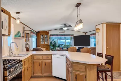 17 Terri Circle Drive, Holmen, WI 54636 - Photo 13