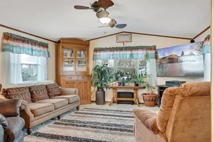 17 Terri Cir Dr, Holmen, WI 54636 - Photo 5