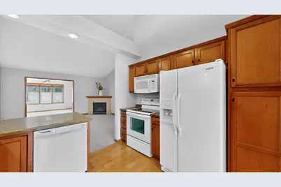 6427 Bandel Hills Lane NW, Rochester, MN 55901 - Photo 9