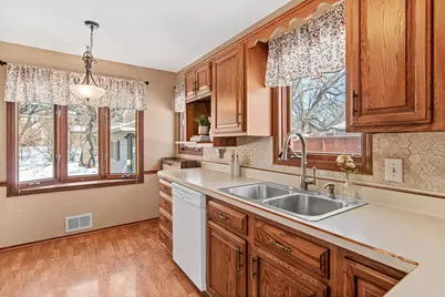 117 91st Avenue NE, Blaine, MN 55434 - Photo 13