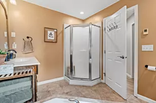 212 Birchwood Dr N, Stillwater, MN 55082 - Photo 17