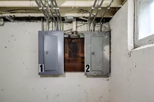 918 Queen Ave N, Minneapolis, MN 55411 - Photo 43