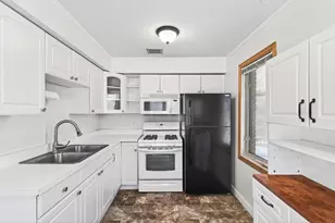 2307 Unity Ave N, Golden Valley, MN 55422 - Photo 7