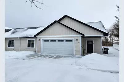 323 1/2 Fairgrounds Road #4, Alexandria, MN 56308 - Photo 1