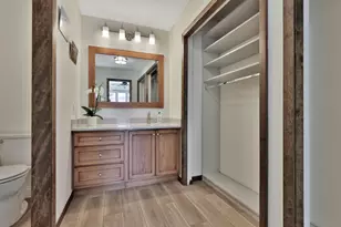 8276 Kingslee Rd, Bloomington, MN 55438 - Photo 17