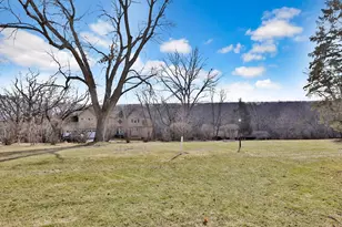 8276 Kingslee Rd, Bloomington, MN 55438 - Photo 29