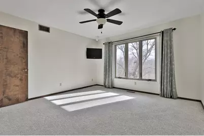 8276 Kingslee Road, Bloomington, MN 55438 - Photo 17