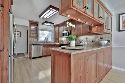 8276 Kingslee Road, Bloomington, MN 55438 - Photo 3