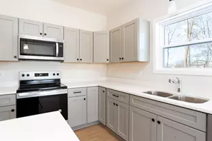 502 Kreekview Dr, Osceola, WI 54020 - Photo 9