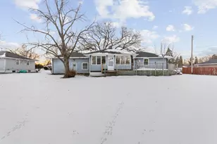 7048 Kentucky Ave N, Brooklyn Park, MN 55428 - Photo 5