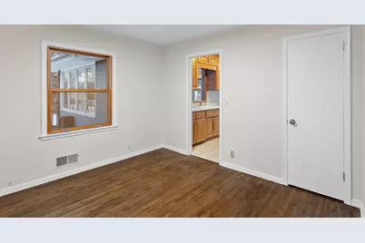 7048 Kentucky Avenue N, Brooklyn Park, MN 55428 - Photo 15