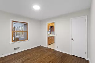 7048 Kentucky Ave N, Brooklyn Park, MN 55428 - Photo 15