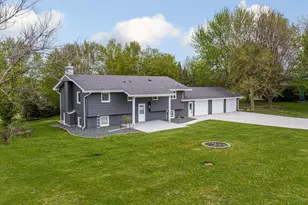 14159 Summit Ln, Waseca, MN 56093 - Photo 3