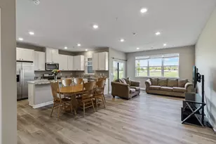 16386 Jaffna Pl, Lakeville, MN 55044 - Photo 3