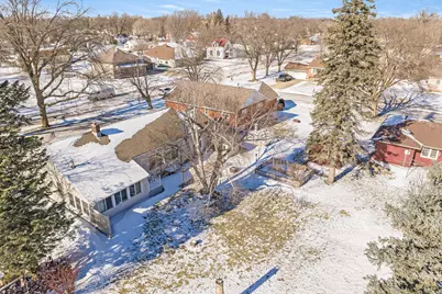 206 N 3rd Avenue E, Truman, MN 56088 - Photo 5