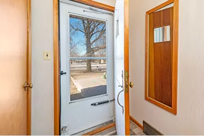 206 N 3rd Avenue E, Truman, MN 56088 - Photo 11