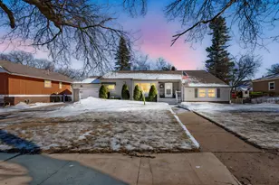 206 N 3rd Ave E, Truman, MN 56088 - Photo 1