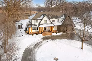 3141 Fairchild Ave, Wayzata, MN 55391 - Photo 9