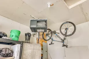 3646 Chinook Dr S, Fargo, ND 58104 - Photo 7