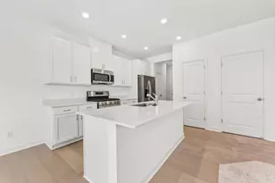 180 HUNTINGTON DR, Waconia, MN 55387 - Photo 7