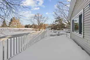 4670 Ridge Cliff Dr, Eagan, MN 55122 - Photo 15