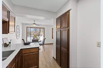 4670 Ridge Cliff Drive, Eagan, MN 55122 - Photo 7