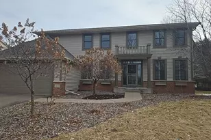 10772 Hawthorn Trail, Woodbury, MN 55129 - Photo 3