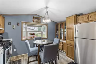 2401 Bison Dr, Maplewood, MN 55119 - Photo 17