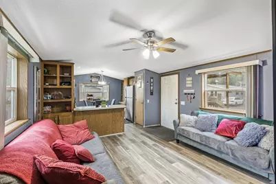 2401 Bison Dr, Maplewood, MN 55119 - Photo 9