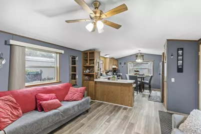 2401 Bison Dr, Maplewood, MN 55119 - Photo 11