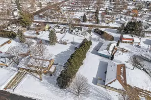 521 McDevitt St, Shakopee, MN 55379 - Photo 45