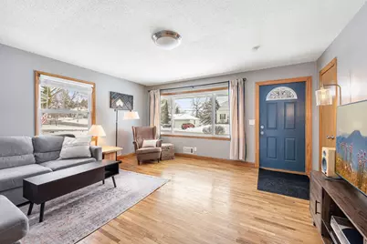 3722 Hayes Street NE, Columbia Heights, MN 55421 - Photo 3