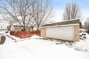 3722 Hayes St NE, Columbia Heights, MN 55421 - Photo 37