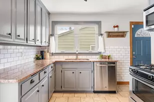 3722 Hayes St NE, Columbia Heights, MN 55421 - Photo 11