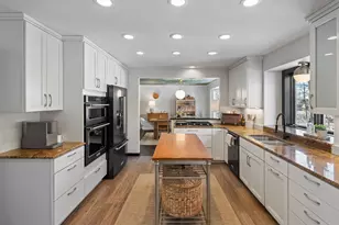 18300 8th Ave N, Plymouth, MN 55447 - Photo 11