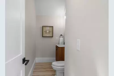 2320 Humboldt Avenue S, Minneapolis, MN 55405 - Photo 21