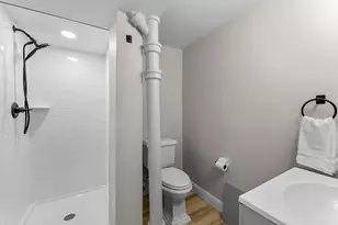 2320 Humboldt Ave S, Minneapolis, MN 55405 - Photo 93