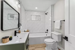 2320 Humboldt Ave S, Minneapolis, MN 55405 - Photo 57