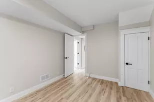 2320 Humboldt Ave S, Minneapolis, MN 55405 - Photo 85