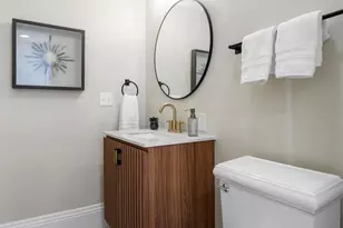 2320 Humboldt Ave S, Minneapolis, MN 55405 - Photo 23