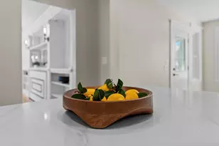 2320 Humboldt Ave S, Minneapolis, MN 55405 - Photo 33