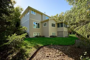 18426 Magenta Bay, Eden Prairie, MN 55347 - Photo 3