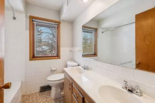 3324 Martha Ln, Minnetonka, MN 55345 - Photo 11