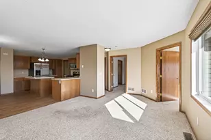 12611 Pond View Rd, Zimmerman, MN 55398 - Photo 9