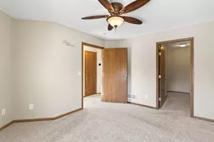 12611 Pond View Rd, Zimmerman, MN 55398 - Photo 23