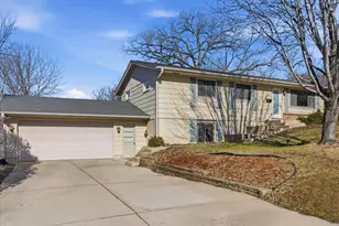 5008 W 108th St, Bloomington, MN 55437 - Photo 3