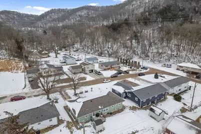 829 S Hill Street, Fountain City, WI 54629 - Photo 21